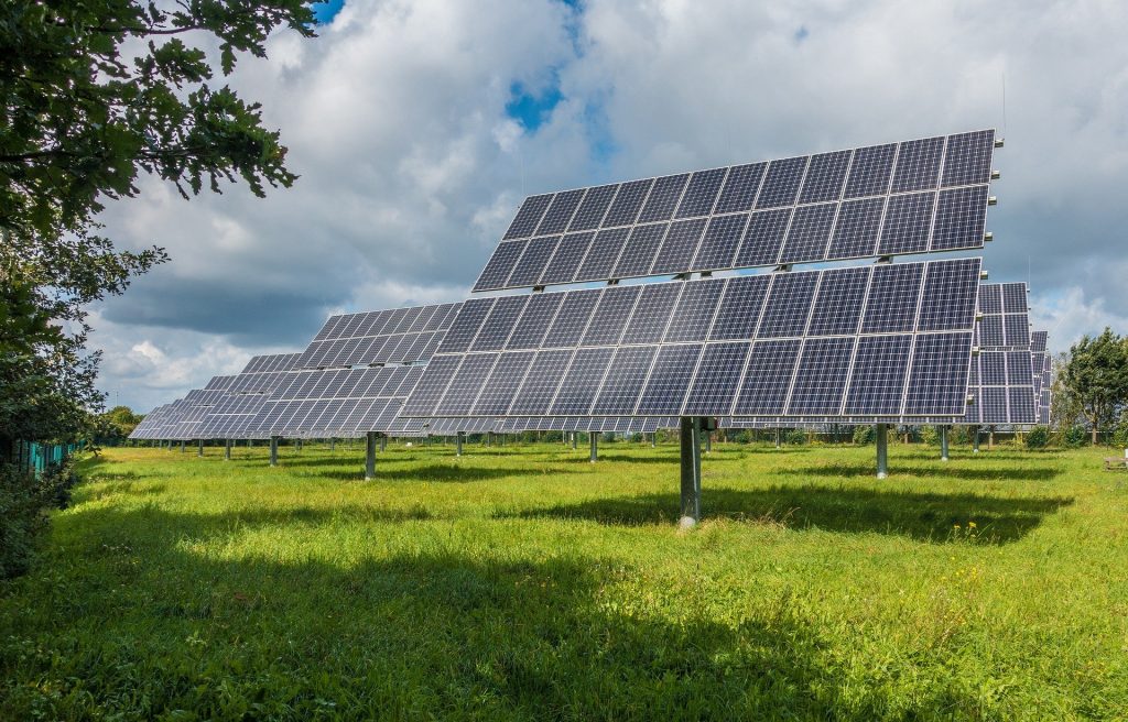 Image of a photovoltaic system in a field